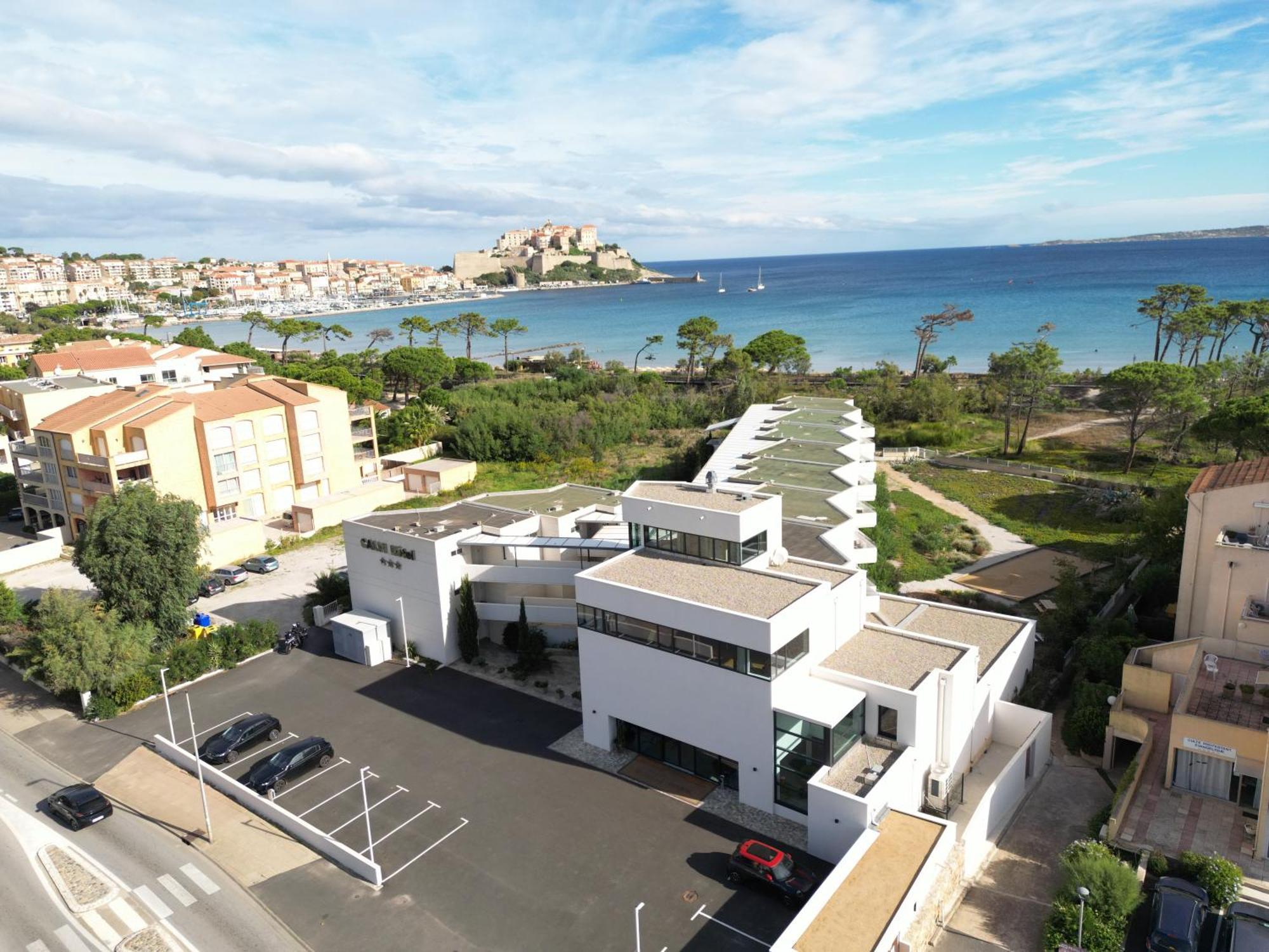 Calvi 3*