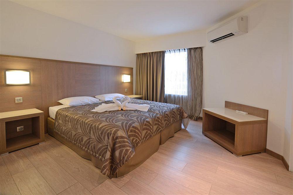 Hotel Calvi Calvi (Corsica)
